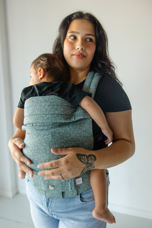 Monroe x Coco Bloom Carrier
