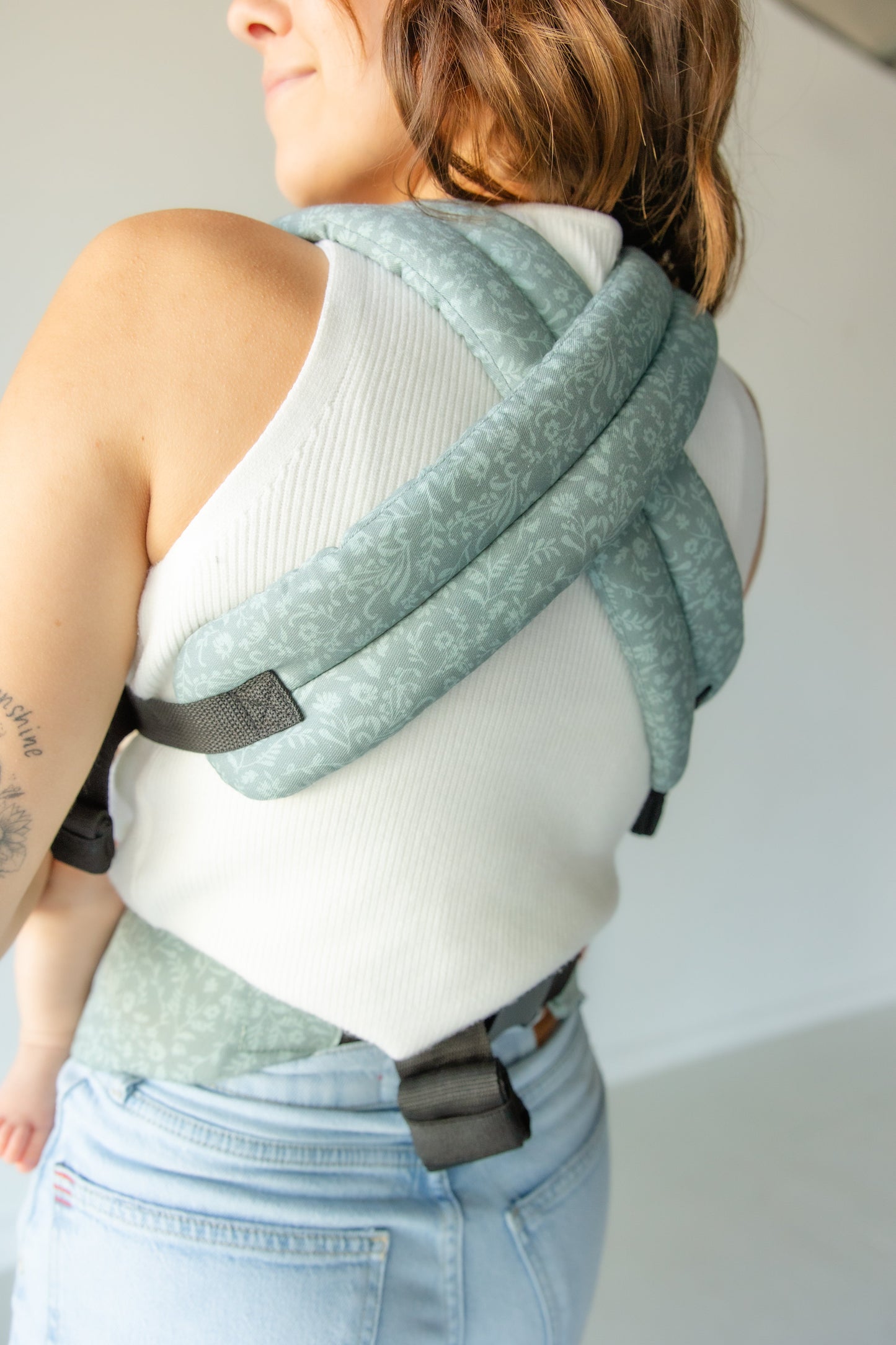 Monroe x Coco Bloom Carrier