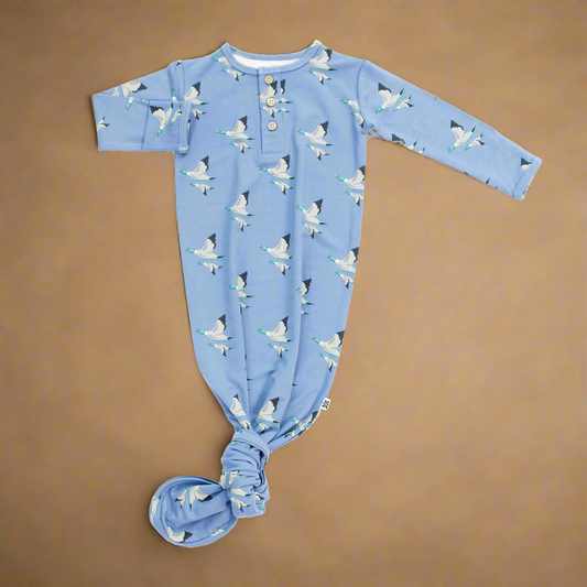 Elmer Fudd Knotted Gown