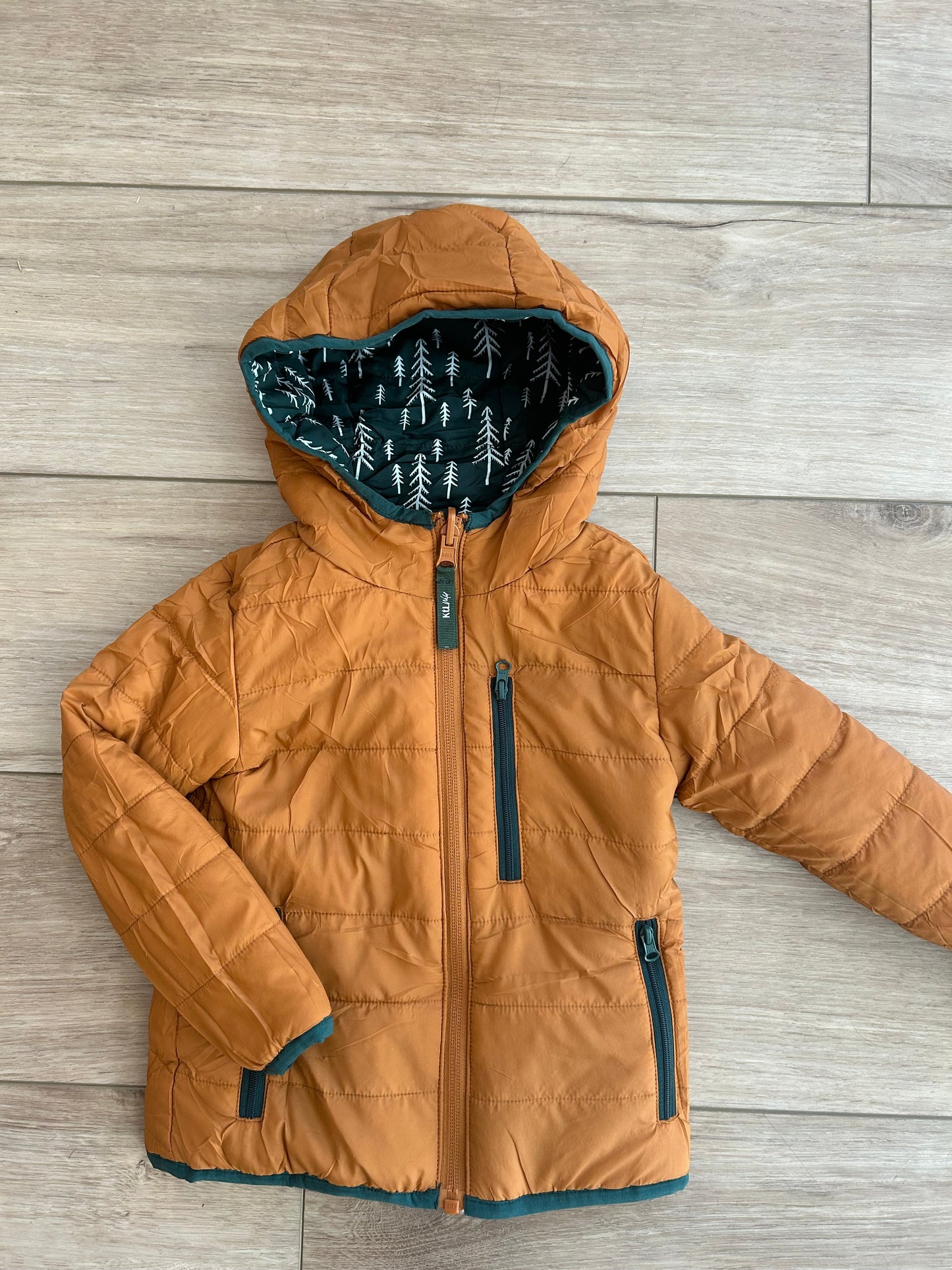 Tree Lightweight Reversible Puffy