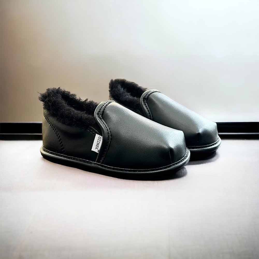 Black Slip-On Shoe Top with Faux-Fur Lining