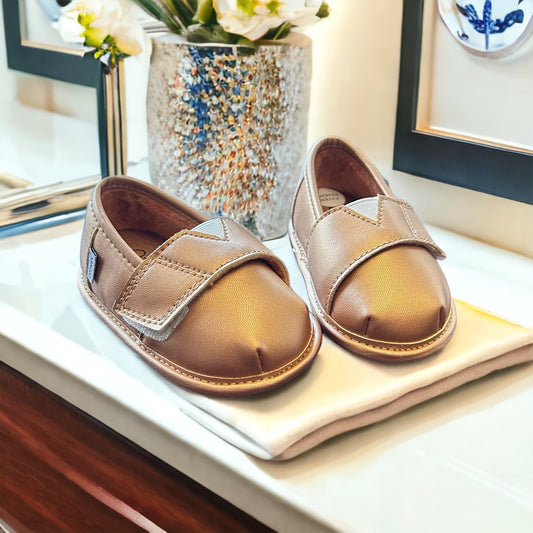 Gold Shoe Top with Velvet Lining